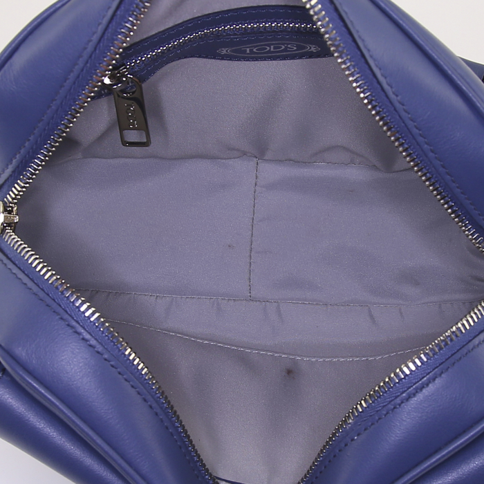 Bolso de mano Tod's Double T en cuero azul - Detail D2
