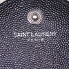 Sac bandoulière Saint Laurent Wallet on Chain en cuir grainé matelassé noir - Detail D3 thumbnail