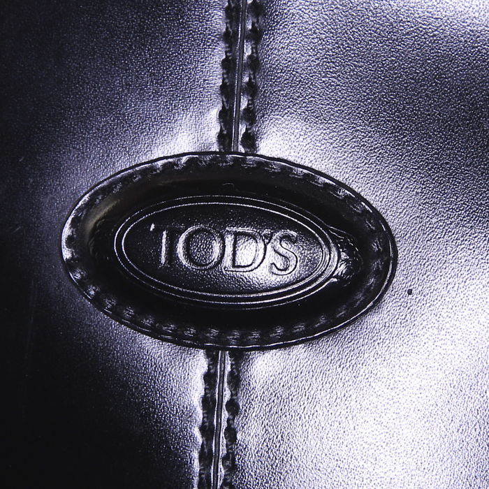 Sac à main Tod's D-Bag en cuir glacé noir - Detail D3