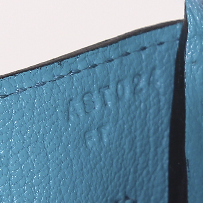 Hermes Birkin 35 cm handbag in Bleu Paon leather taurillon clémence - Detail D4