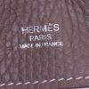 Borsa a spalla Hermes Marwari in pelle togo etoupe e pelle marrone - Detail D3 thumbnail