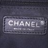 Borsa Chanel Timeless in pelle verniciata nera con decoro floreale - Detail D4 thumbnail