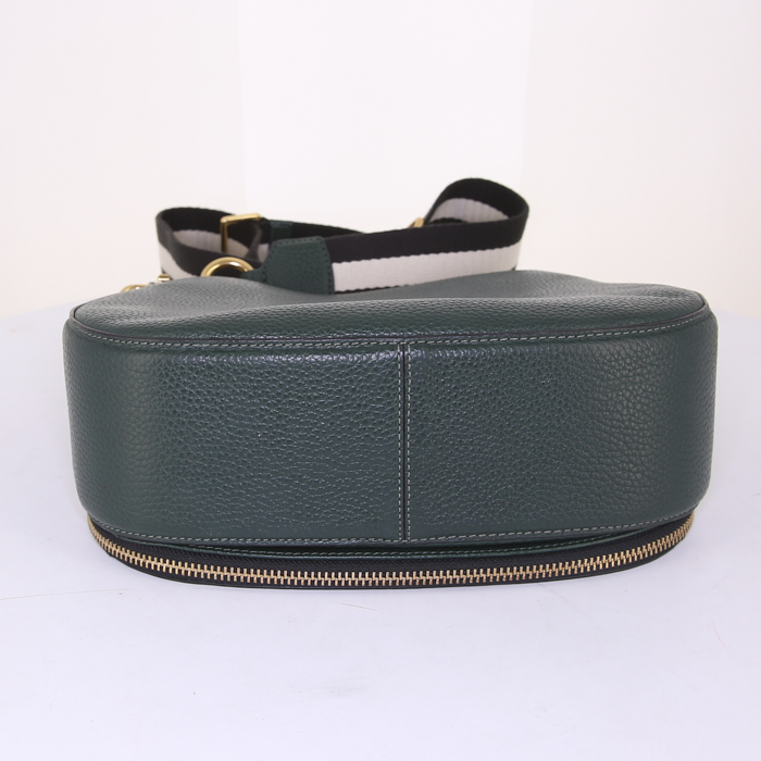 Marc Jacobs Recruit Nomad shoulder bag in green grained leather - Detail D4