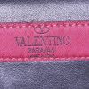 Valentino Garavani clutch in black leather - Detail D3 thumbnail