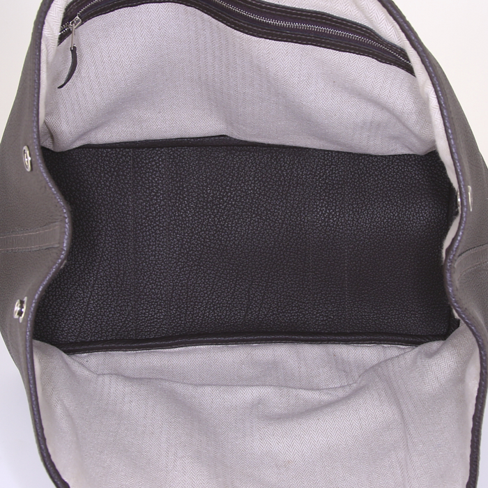 Shopping bag Hermes Garden in pelle marrone cioccolato - Detail D2