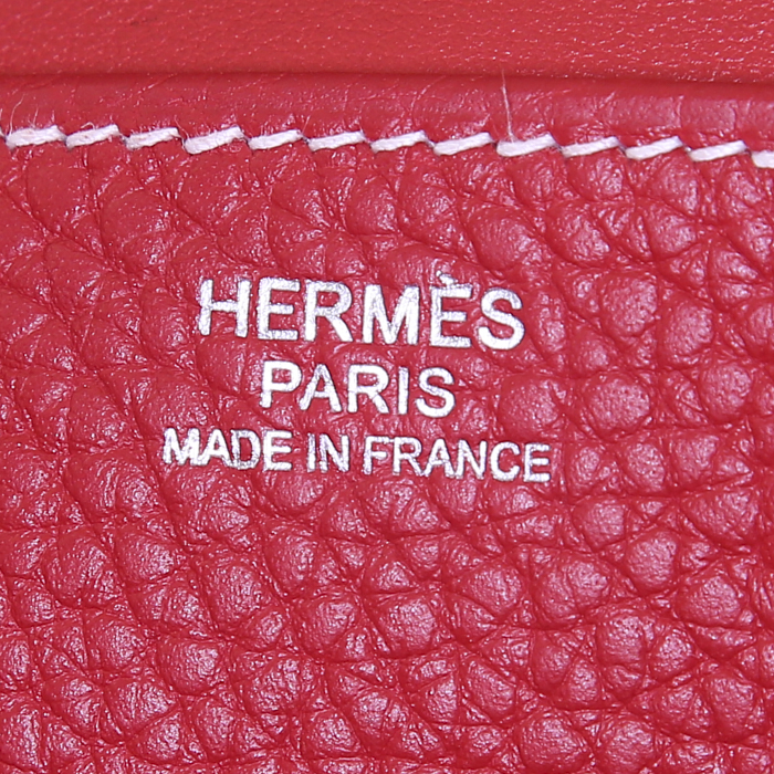 Bolso bandolera Hermès Halzan modelo mediano en cuero togo rojo - Detail D3