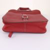 Sac bandoulière Hermès Halzan moyen modèle en cuir togo rouge - Detail D4 thumbnail