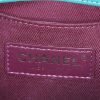 Chanel Curve shoulder bag in green leather - Detail D4 thumbnail