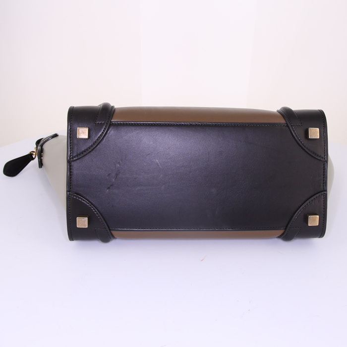 Celine Luggage handbag in brown, beige and black leather - Detail D4