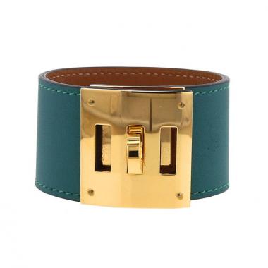 Bracelet Hermès en cuir vert et plaqué or