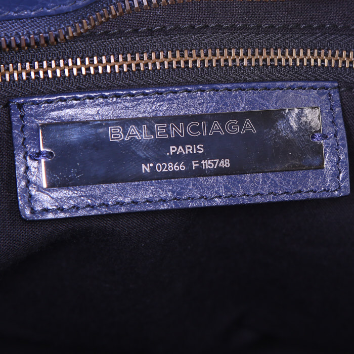 Balenciaga Classic City handbag in navy blue leather - Detail D5
