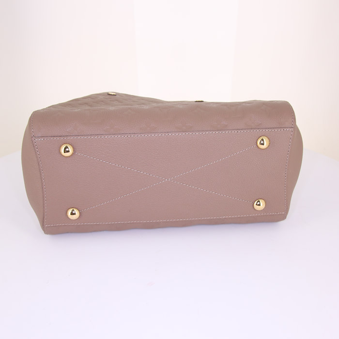 Louis Vuitton Montaigne handbag in taupe empreinte monogram leather - Detail D5