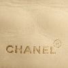 Chanel Vintage Diana shoulder bag in beige patent quilted leather - Detail D3 thumbnail