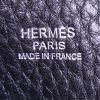 Hermes Victoria shoulder bag in black togo leather - Detail D3 thumbnail