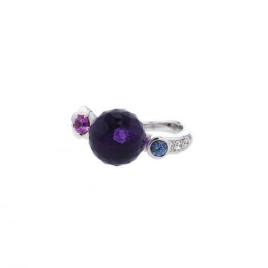Chanel small model ring in white gold,  diamonds and semi-precious stones Chanel small model ring in white gold,  diamonds and semi-precious stones