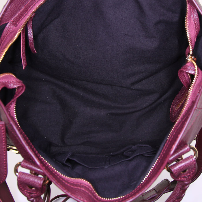 Sac à main Balenciaga Metallic Edge en cuir bordeaux - Detail D3