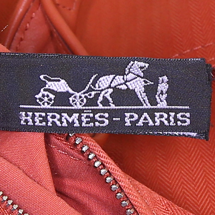 Hermes Acapulco handbag in orange canvas and orange leather - Detail D3
