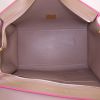 Borsa da spalla o a mano Celine Trapeze modello medio in pelle beige e rosa - Detail D3 thumbnail
