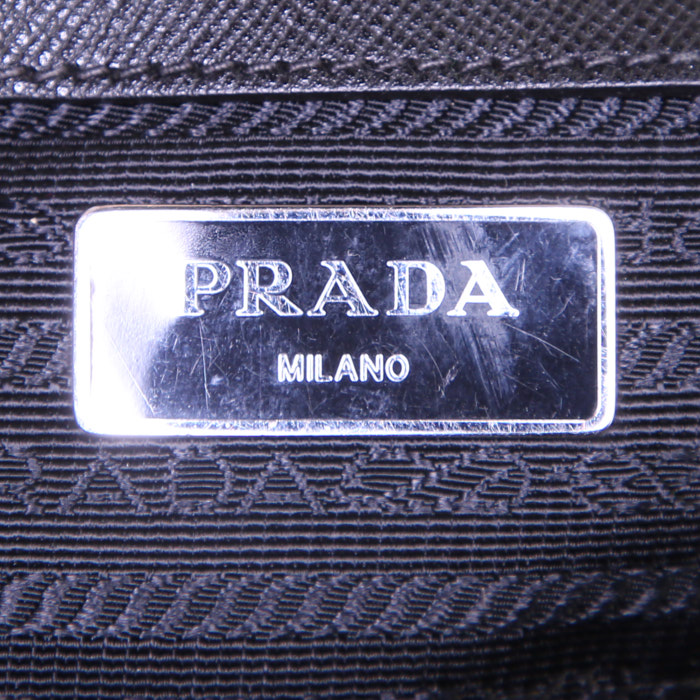 Sac cabas Prada en cuir saffiano noir blanc et gris - Detail D4
