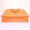 Shopping bag Louis Vuitton Louis Vuitton Sac Plat in pelle Epi arancione - Detail D4 thumbnail