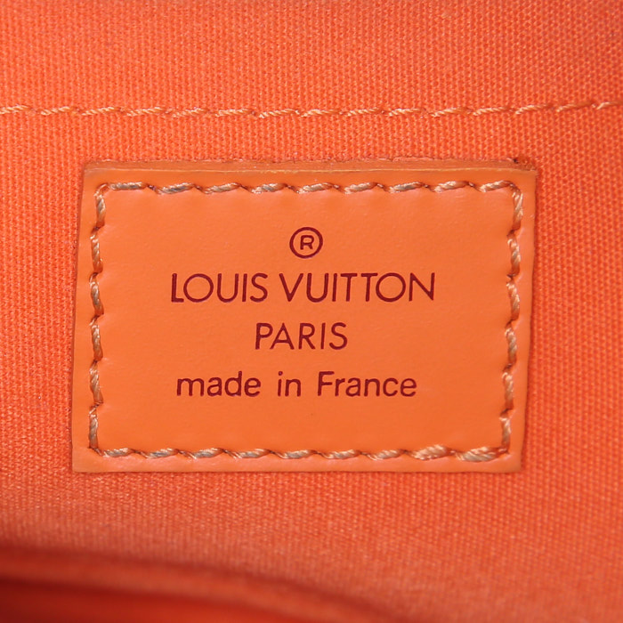 Louis Vuitton Salabha shoulder bag in orange epi leather - Detail D3