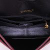 Bolso de mano Chanel Timeless en cuero acolchado color burdeos - Detail D3 thumbnail