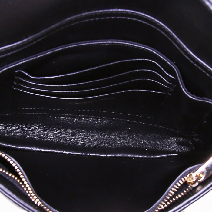 Bolso bandolera Dior Miss Dior modelo pequeño en cuero acolchado negro - Detail D2
