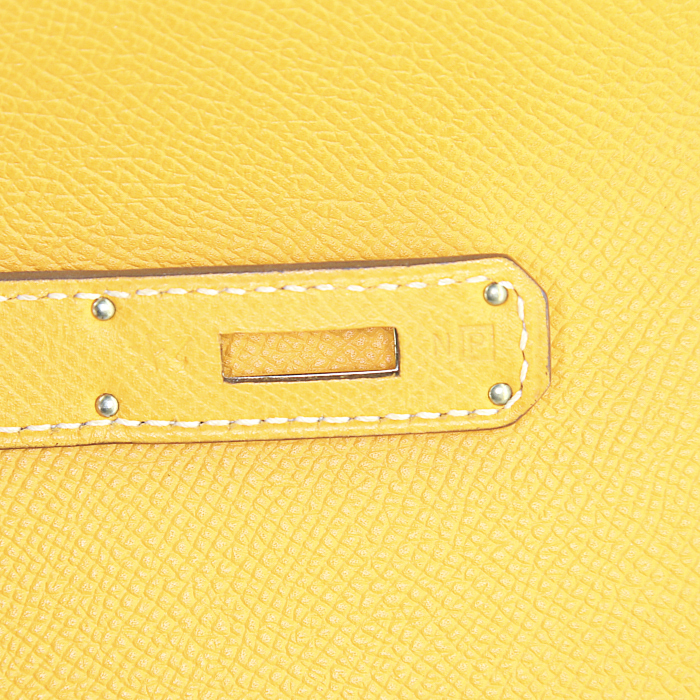 Hermes Kelly 35 cm handbag in yellow epsom leather - Detail D5