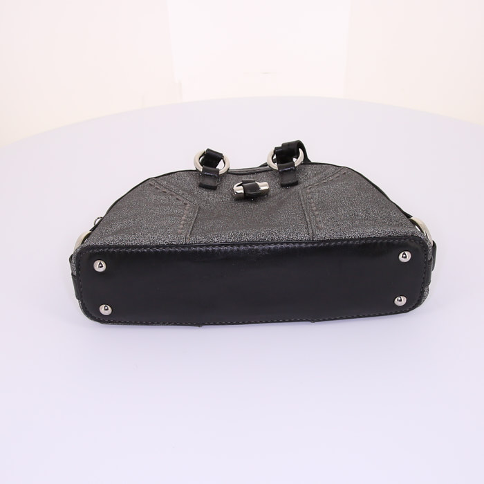 Sac à main Yves Saint Laurent Muse petit modèle en cuir irisé gris et cuir noir - Detail D4