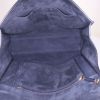 Sac bandoulière Dior Dioraddict en cuir bleu-foncé - Detail D3 thumbnail