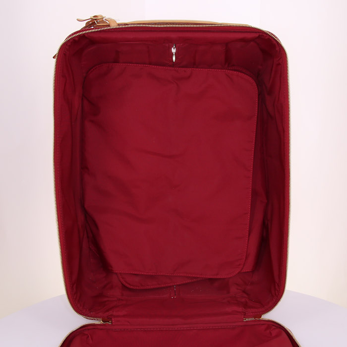 Valigia flessibile Louis Vuitton Pegase in pelle verniciata monogram rossa e pelle naturale - Detail D2