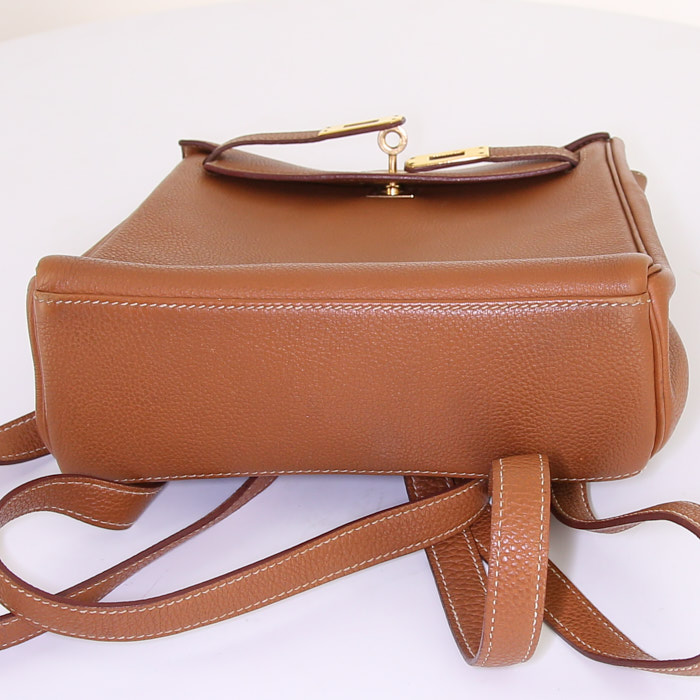 Hermès Kelly Ado  backpack in gold togo leather - Detail D5