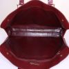 Cartier Vintage bag worn on the shoulder or carried in the hand in burgundy leather - Detail D2 thumbnail