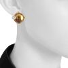 Pomellato Griffe 1990's earrings for non pierced ears in yellow gold,  citrines and diamonds - Detail D1 thumbnail