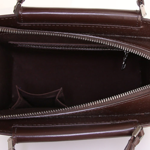 Louis Vuitton Figari handbag in brown epi leather - Detail D2