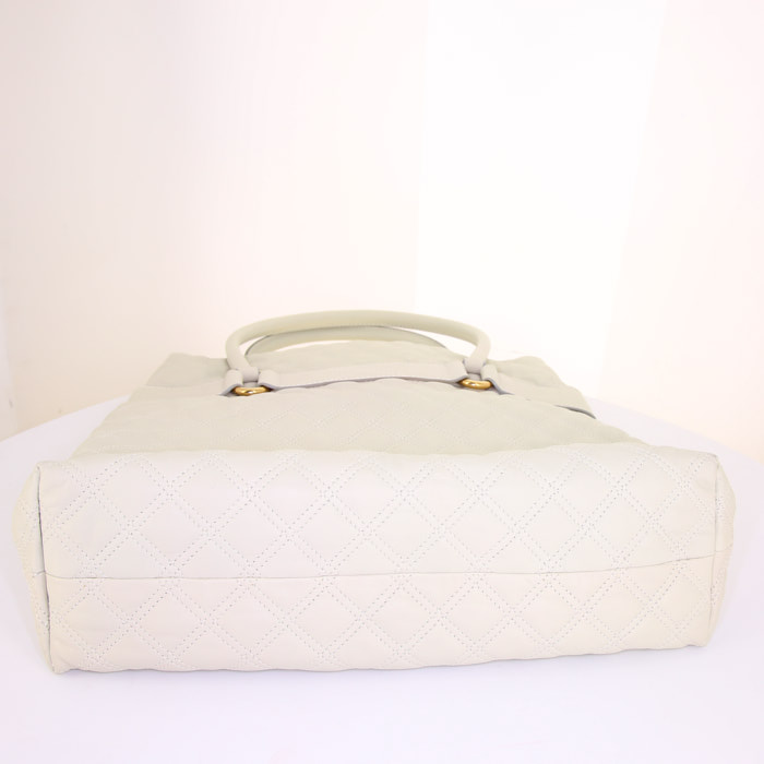 Marc Jacobs shopping bag in white quilted leather - Detail D4