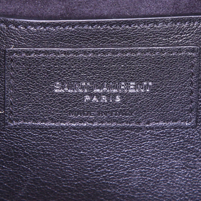 Saint Laurent Betty shoulder bag in black leather - Detail D3