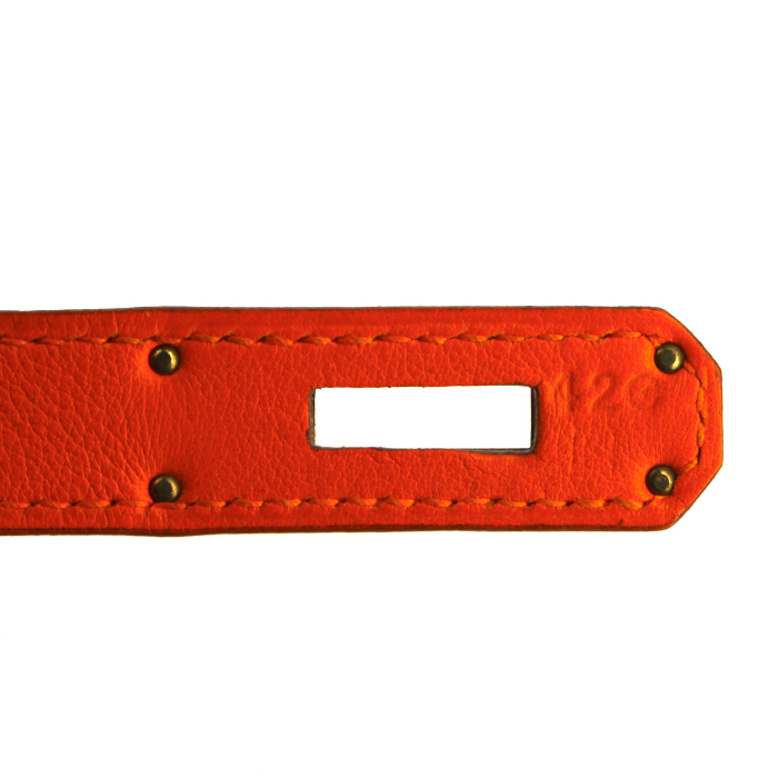 Sac à main Hermes Birkin 35 cm en cuir Swift orange - Detail D5