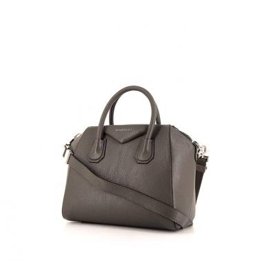 Borsa da spalla o a mano Givenchy Antigona modello piccolo in pelle martellata grigia