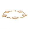 Bracelet Van Cleef 
Arpels Alhambra Vintage en or jaune et nacre blanche - 00pp thumbnail