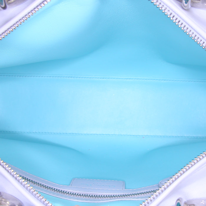 Sac à main Dior Lady Dior grand modèle en cuir cannage gris et turquoise - Detail D3