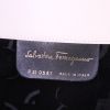 Salvatore Ferragamo Gancini shoulder bag in cream color leather - Detail D3 thumbnail