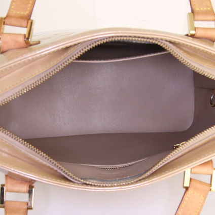 Louis Vuitton Houston shopping bag in beige monogram patent leather and natural leather - Detail D2