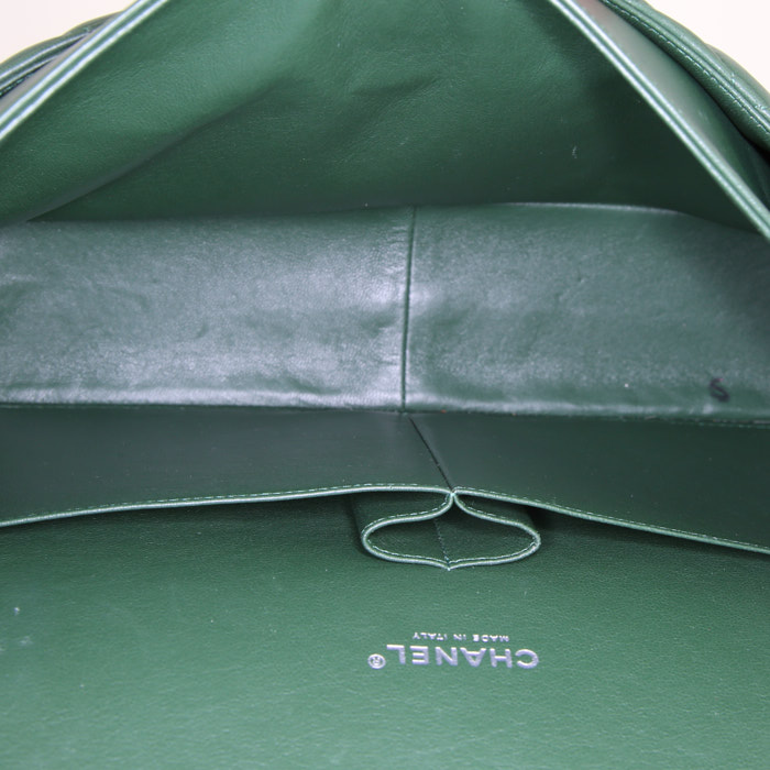 Borsa Chanel Timeless Maxi Jumbo in pelle trapuntata verde - Detail D3