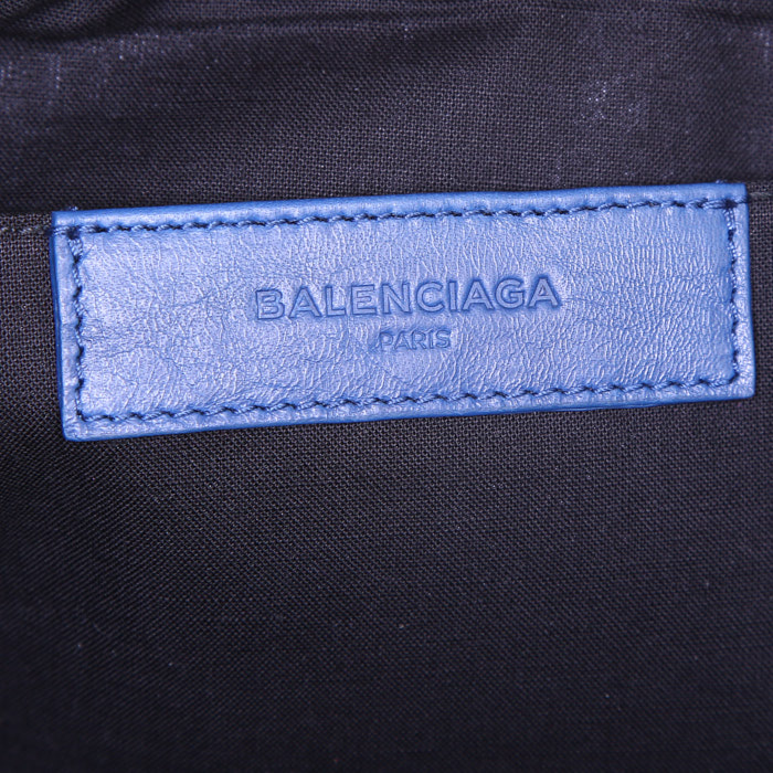 Balenciaga pouch in blue leather - Detail D3