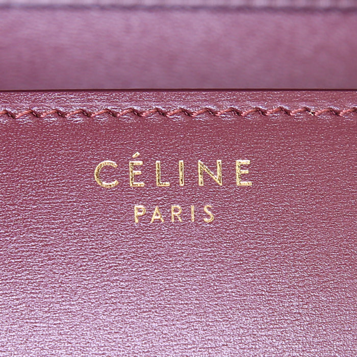 Celine Classic Box medium model handbag in burgundy box leather - Detail D3