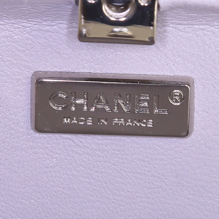 Cartera Minaudière Chanel Editions Limitées en cuero azul metalizado - Detail D3