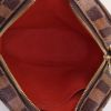 Sac bandoulière Louis Vuitton Ipanema petit modèle en toile damier enduite marron et cuir glacé marron - Detail D2 thumbnail