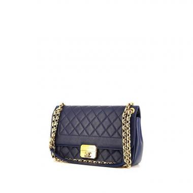 Borsa a tracolla Chanel Chic With Me in pelle trapuntata blu