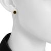 Bulgari Bulgari Bulgari small earrings in yellow gold and onyx - Detail D1 thumbnail